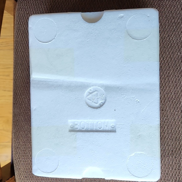 SO-CAL Speed Shop Belly Tanker 1:18 scale - Picture 11 of 16